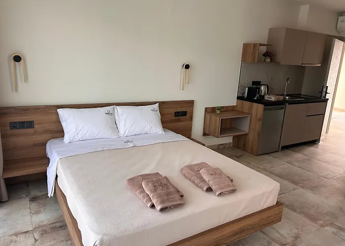 Minimalist Aparthotel 3*