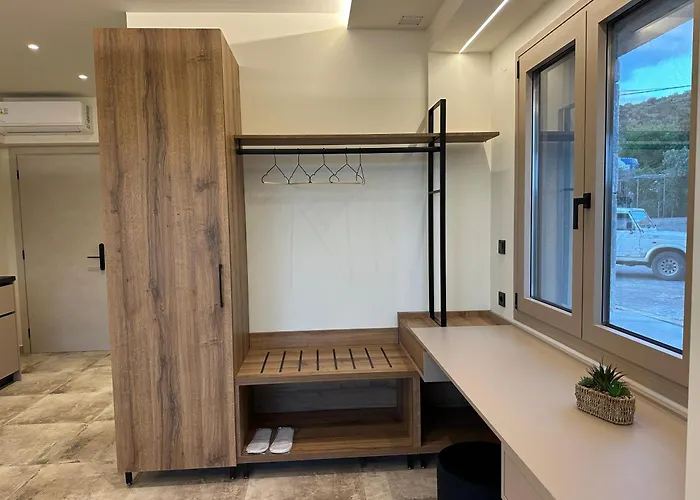 Minimalist Aparthotel Potos