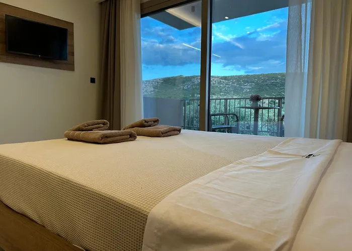 Minimalist Aparthotel