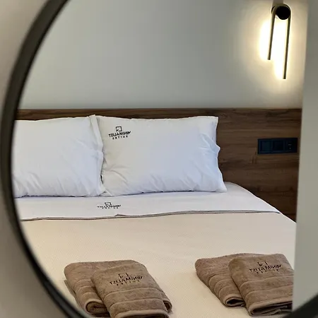 Minimalist Aparthotel Potos